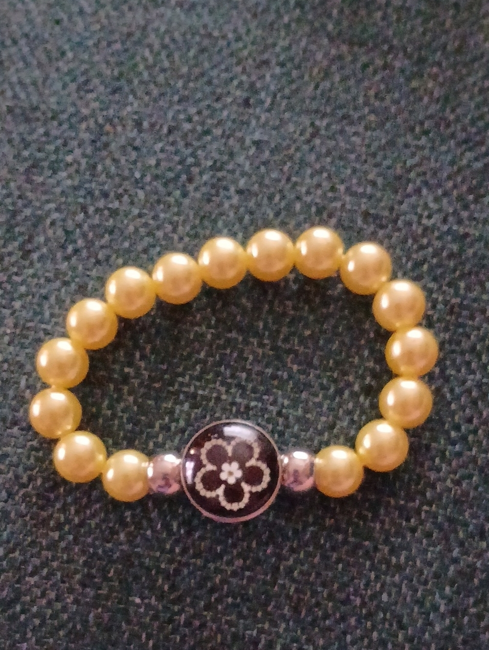Gold Pearl Beaded Stretch Bracelet with Floral Accent